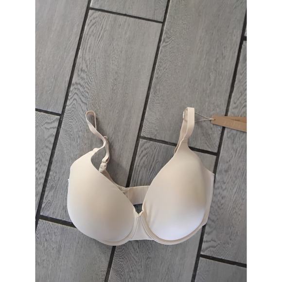 SKIMS BR UWR 2294 SND 34DDD Beige T-Shirt Bra Comfort Everyday Smooth‎ - Picture 2 of 7